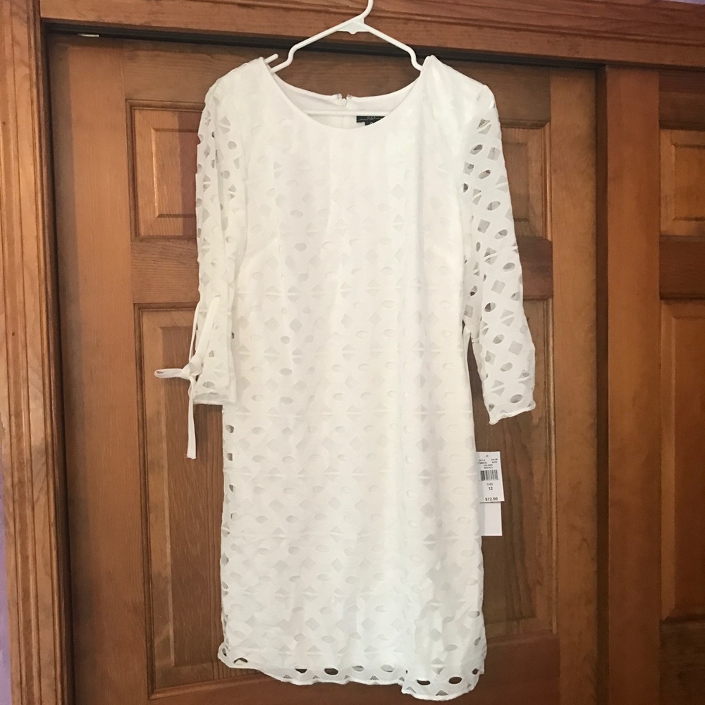 White lace dress